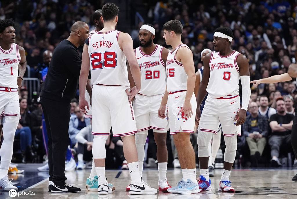 火箭主帅乌度卡因公开批评裁判被罚款25000美金